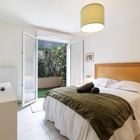 Apartment T2 Avec Terrasse Et Parking Privatif *