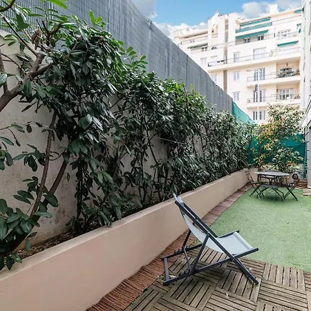 T2 Avec Terrasse Et Parking Privatif * Nice