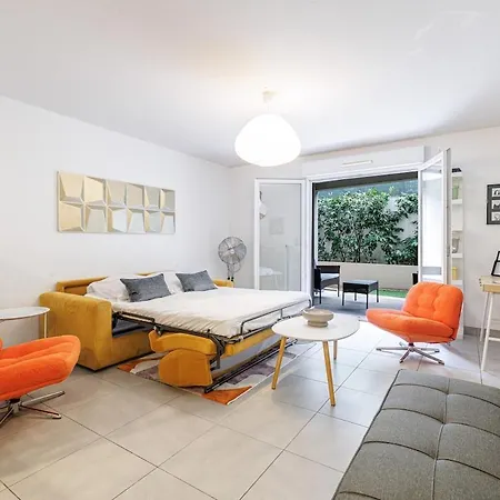 Apartment T2 Avec Terrasse Et Parking Privatif *